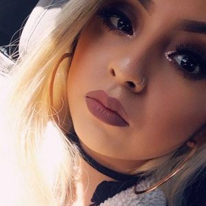 Meet your Posher, Dulce